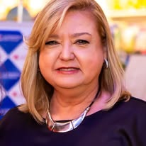 Marcia Holland – Referência nacional em CMF, neurodesign e branding sensorial.