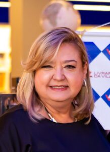 Marcia Holland - Referência nacional em CMF, neurodesign e branding sensorial